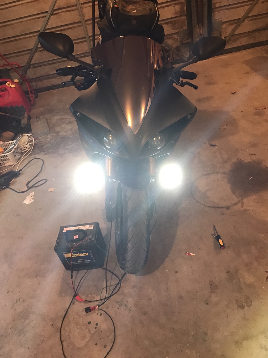 Flicker lights on R1 changed to use MOSFET