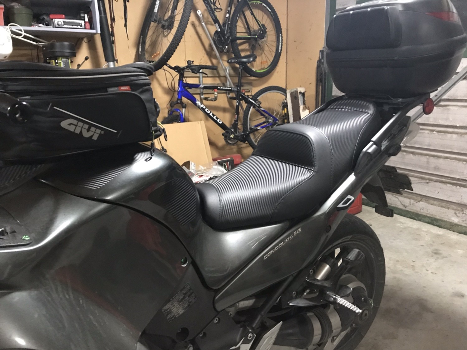 Saddlemen’s Stealth seat has arrived for the Concours 14